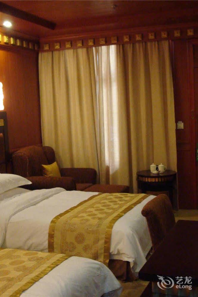 Yak Hotel Лхаса Экстерьер фото