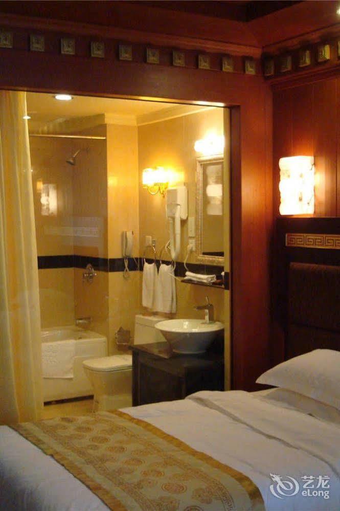 Yak Hotel Лхаса Экстерьер фото