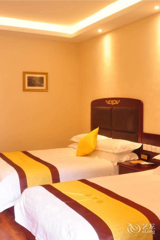 Yak Hotel Лхаса Экстерьер фото